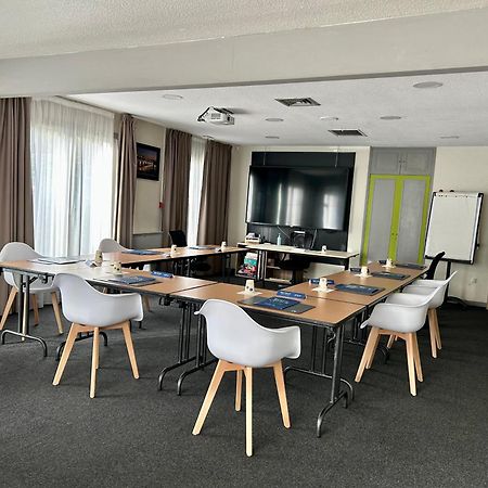 Campanile Bordeaux Sud - Gradignan-Talence Hotel Bagian luar foto