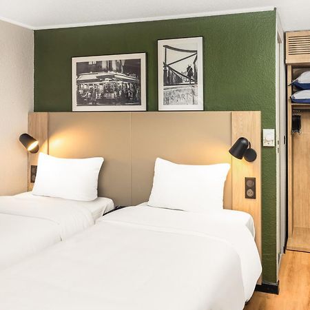 Campanile Bordeaux Sud - Gradignan-Talence Hotel Bagian luar foto