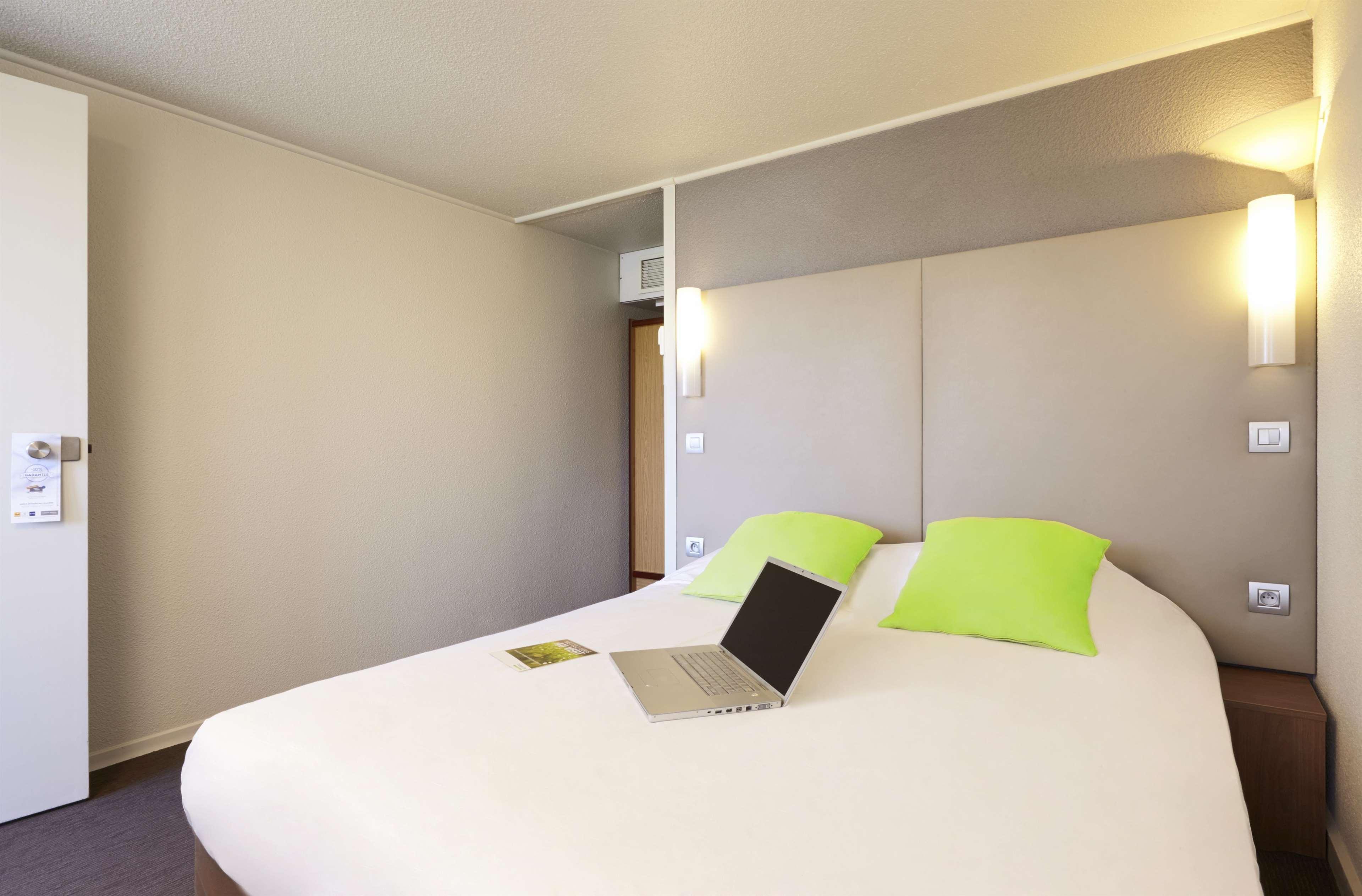 Campanile Bordeaux Sud - Gradignan-Talence Hotel Bagian luar foto